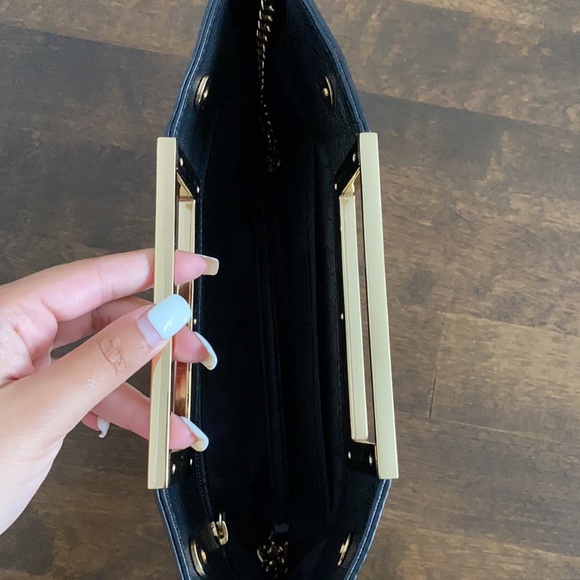 Michael Kors Clutch with chain handle - Picture 4 of 7